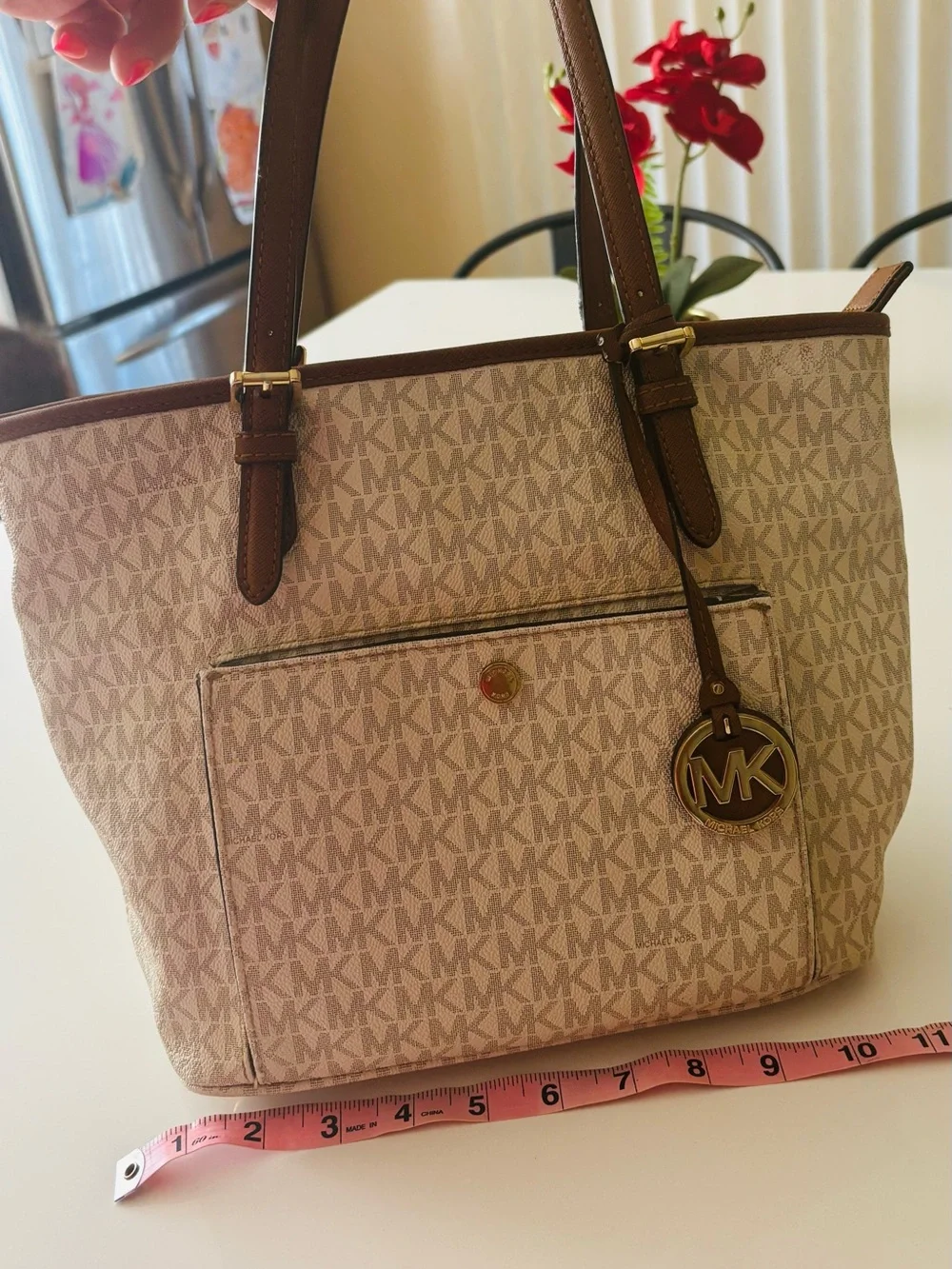 Michael Kors Jet Set Logo Pocket Tote Bag